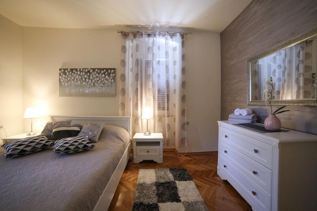 New Renovated Appartment Mauri Porec Bagian luar foto