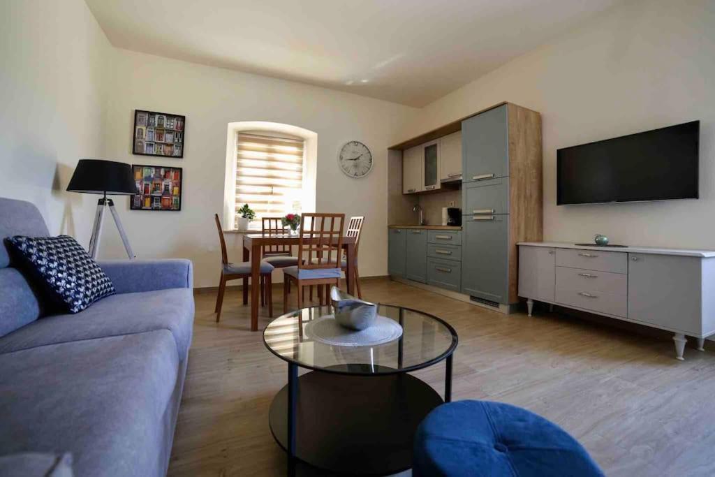 New Renovated Appartment Mauri Porec Bagian luar foto